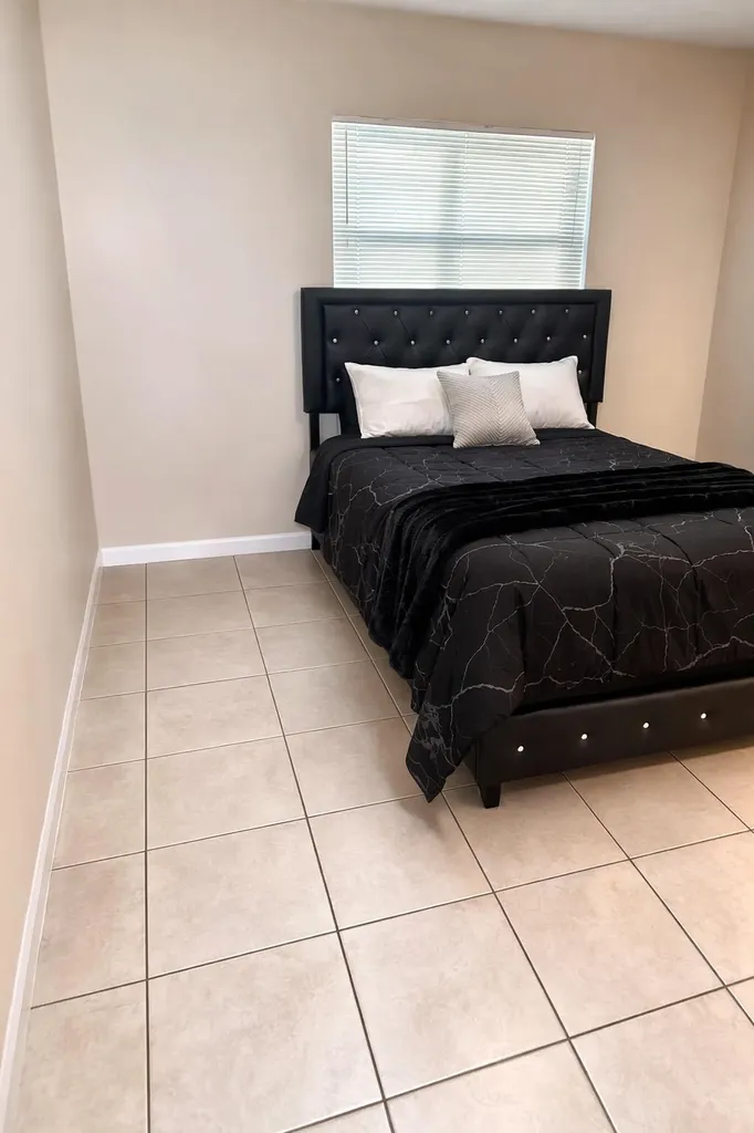 1275 NW 27th Avenue Fort Lauderdale FL 33311