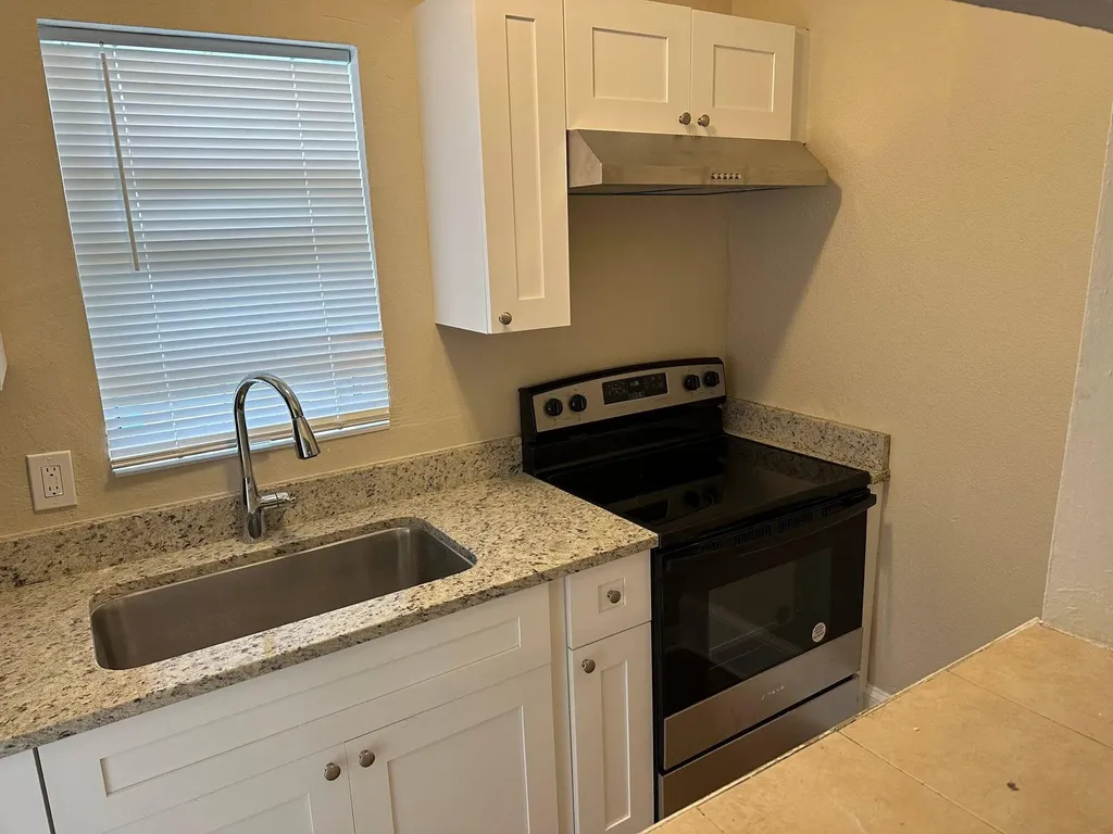 1275 NW 27th Avenue Fort Lauderdale FL 33311
