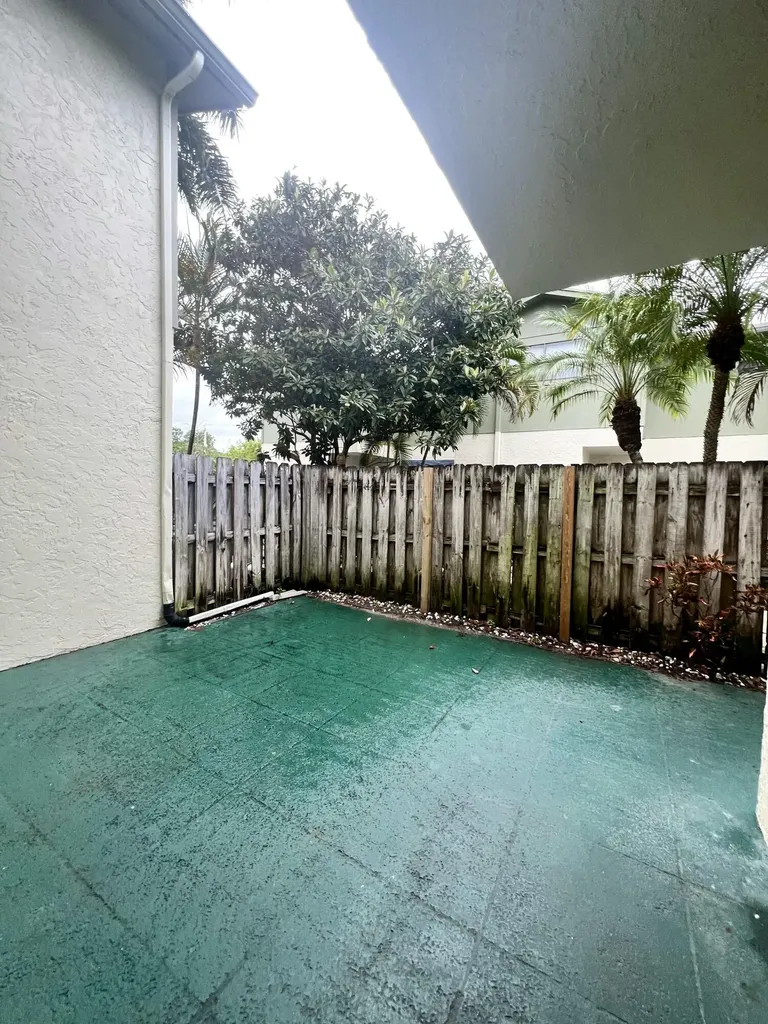 4320 Lilac Street Palm Beach Gardens FL 33410