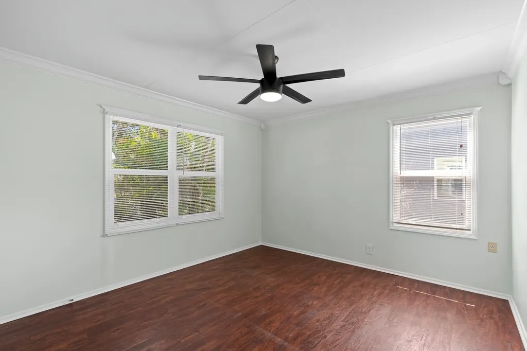 5901 Garden Avenue West Palm Beach FL 33405