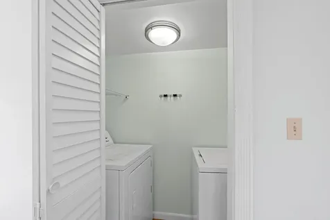5901 Garden Avenue West Palm Beach FL 33405