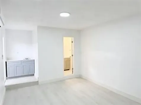 1136 NW 5th Court Fort Lauderdale FL 33311