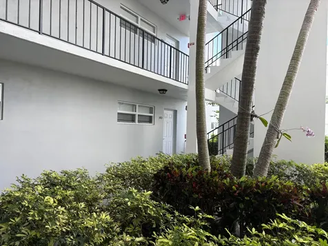 11 Colonial Club Drive Boynton Beach FL 33435