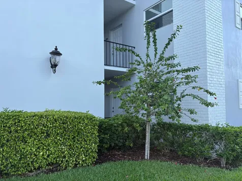 11 Colonial Club Drive Boynton Beach FL 33435