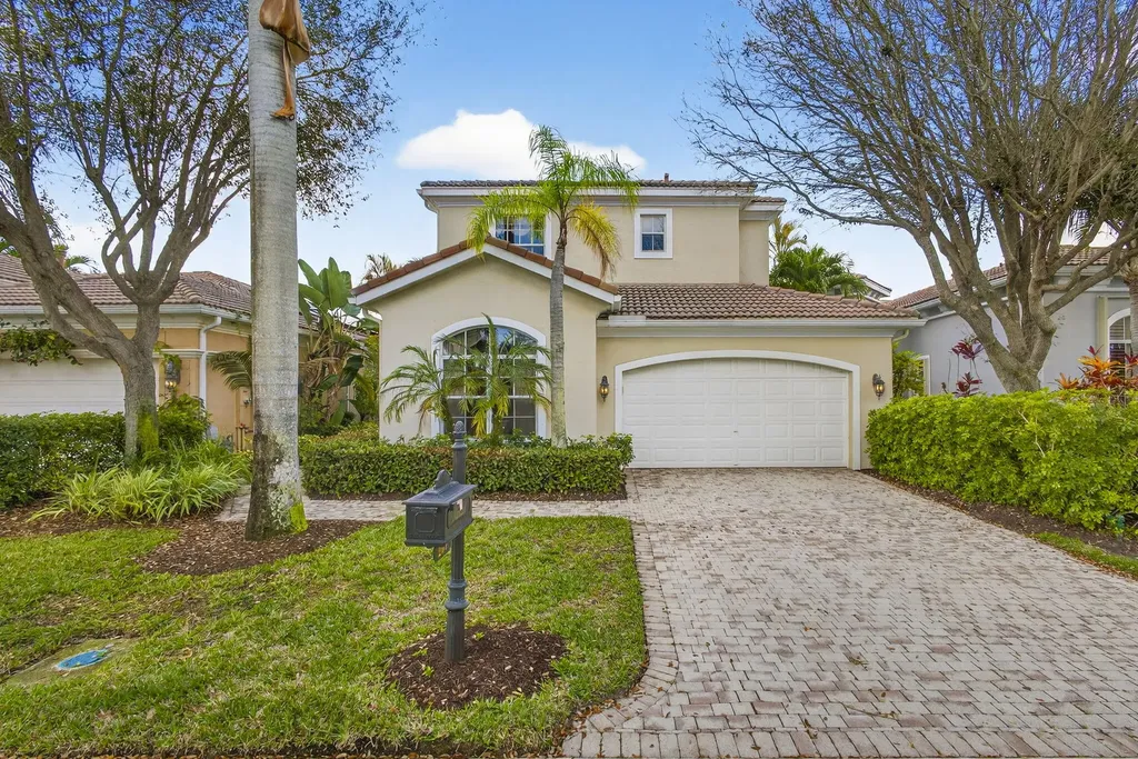 207 Andalusia Drive Palm Beach Gardens FL 33418