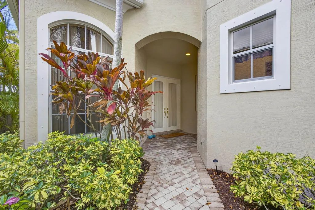 207 Andalusia Drive Palm Beach Gardens FL 33418