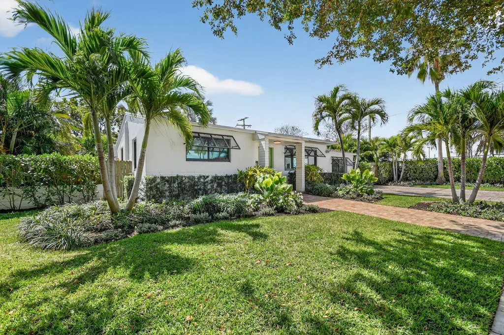 366 Putnam Ranch Road West Palm Beach FL 33405