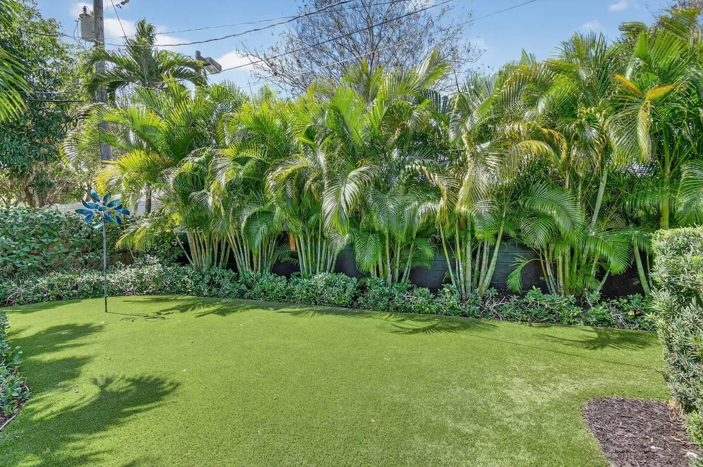 366 Putnam Ranch Road West Palm Beach FL 33405