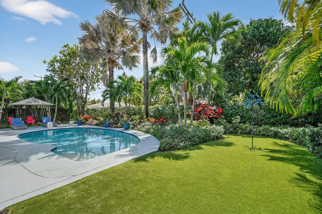 366 Putnam Ranch Road West Palm Beach FL 33405