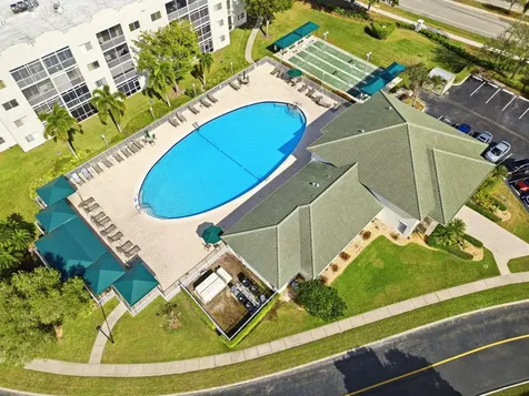 7751 Southampton Terrace Tamarac FL 33321