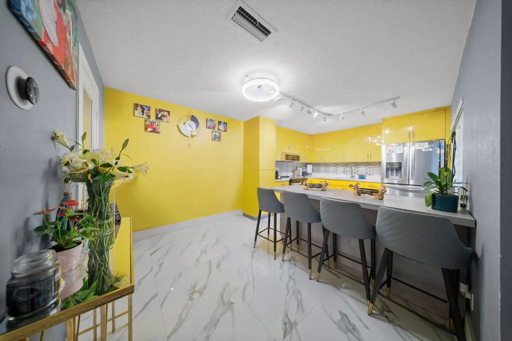 1524 Forest Lakes Circle West Palm Beach FL 33406