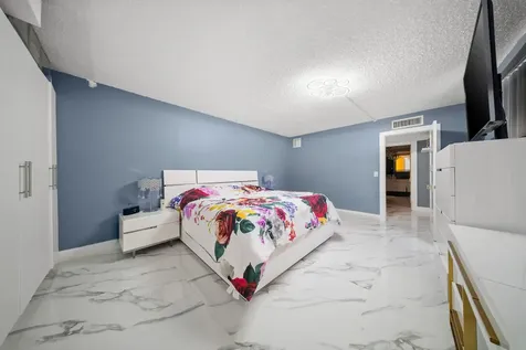 1524 Forest Lakes Circle West Palm Beach FL 33406