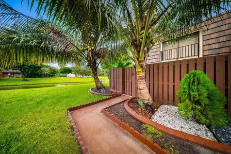 1524 Forest Lakes Circle West Palm Beach FL 33406