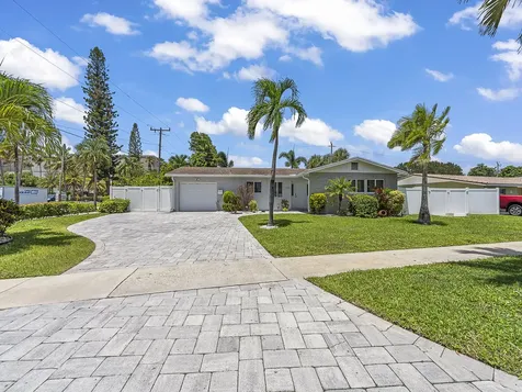 801 SE 14th Street Deerfield Beach FL 33441