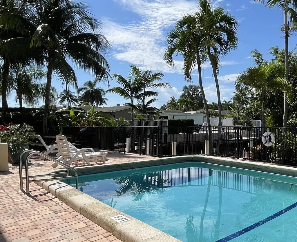410 SW 15th Street Pompano Beach FL 33060