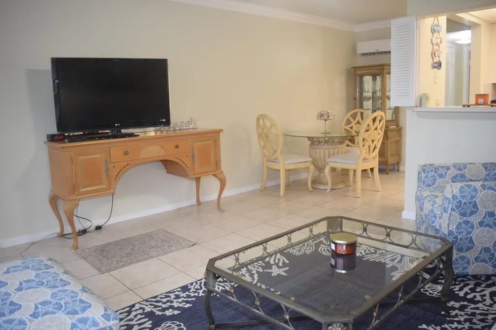 315 Preston Boca Raton FL 33434