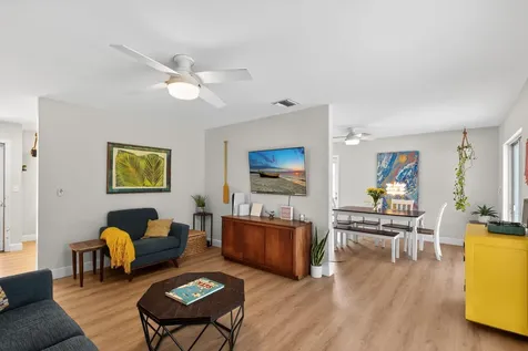 9820 Daisy Avenue Palm Beach Gardens FL 33410