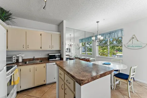 353 S Us Highway 1 Jupiter FL 33477