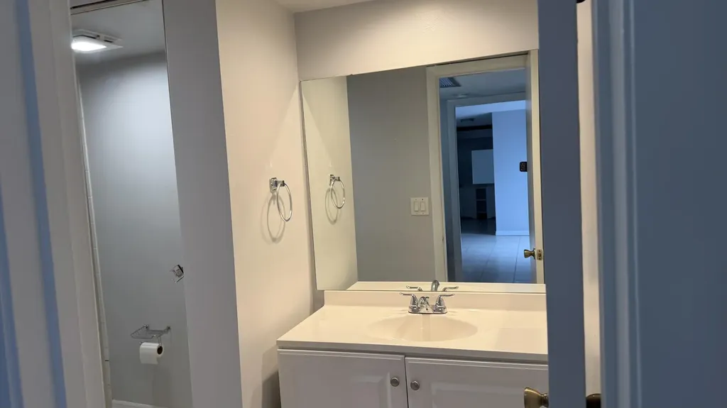 882 Springdale Circle Palm Springs FL 33461