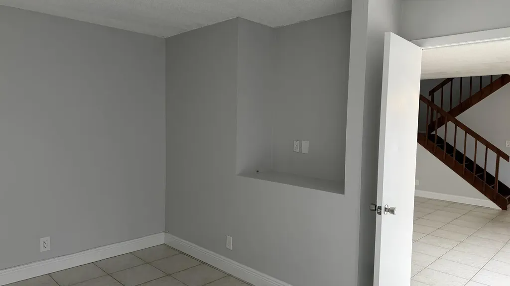 882 Springdale Circle Palm Springs FL 33461