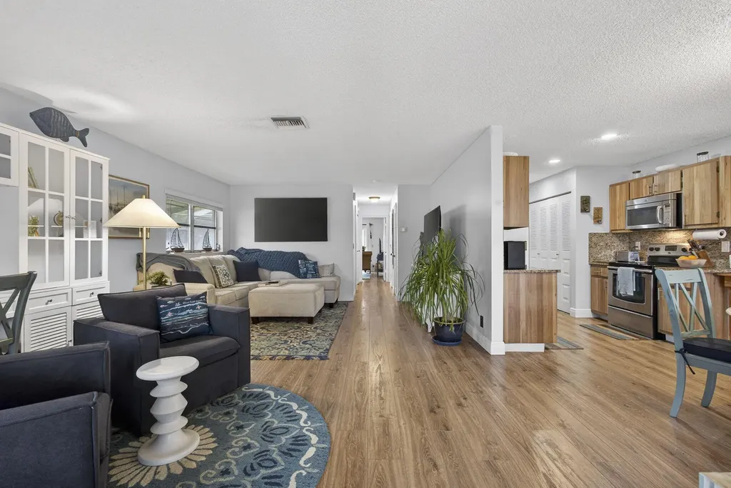 5455 Janice Lane West Palm Beach FL 33417