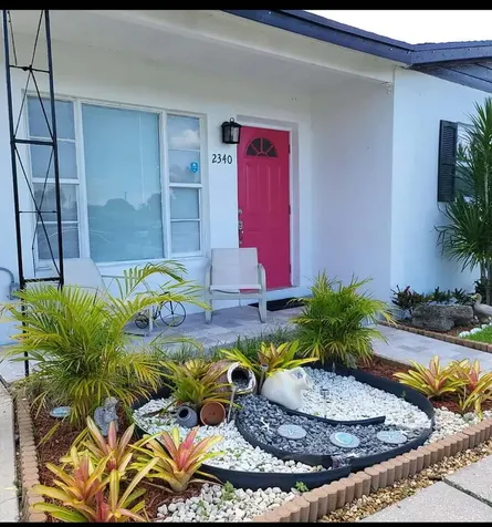2340 Avenue M Riviera Beach FL 33404