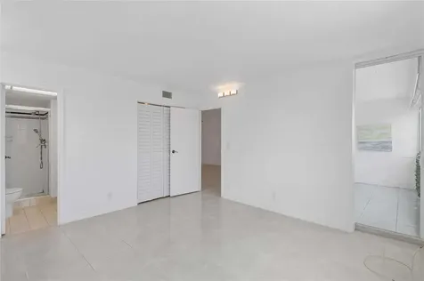 2841 Somerset Drive Lauderdale Lakes FL 33311