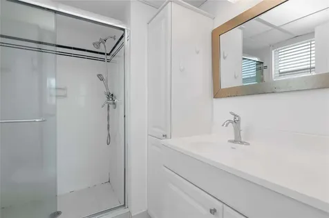 2841 Somerset Drive Lauderdale Lakes FL 33311