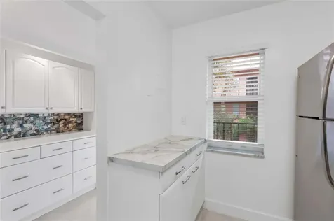 2841 Somerset Drive Lauderdale Lakes FL 33311