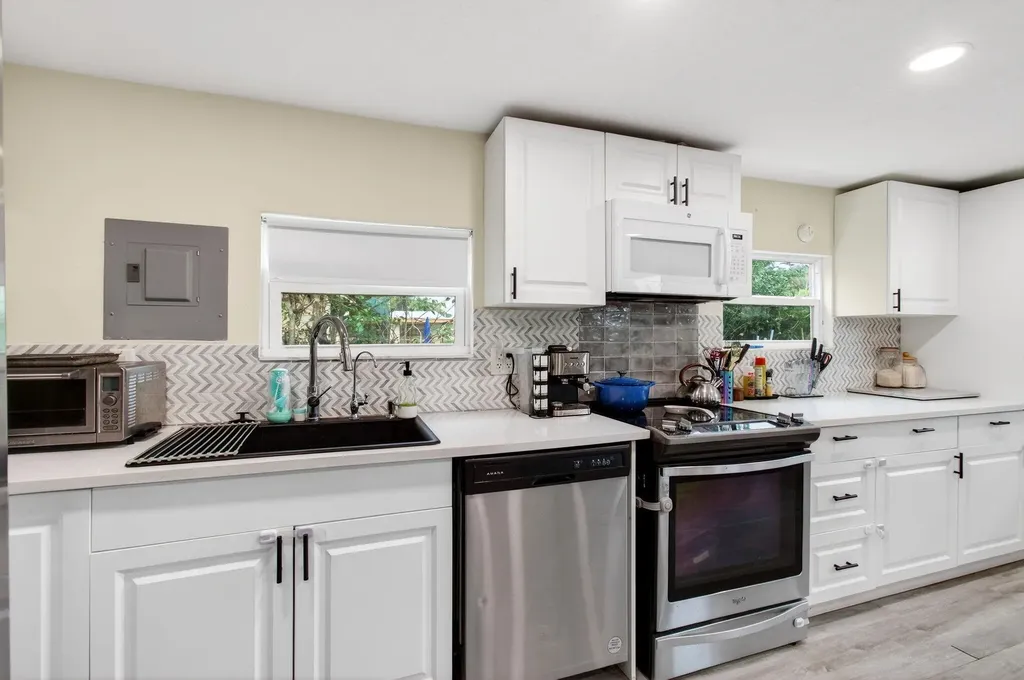 1071 Peak Road Lake Worth FL 33462