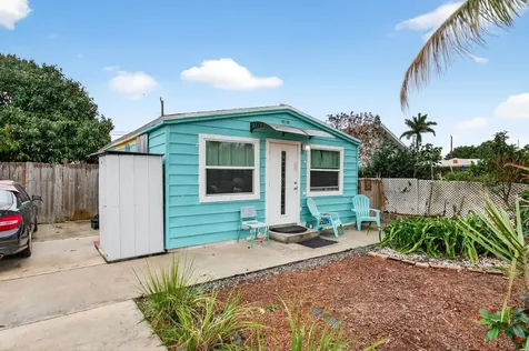 1071 Peak Road Lake Worth FL 33462