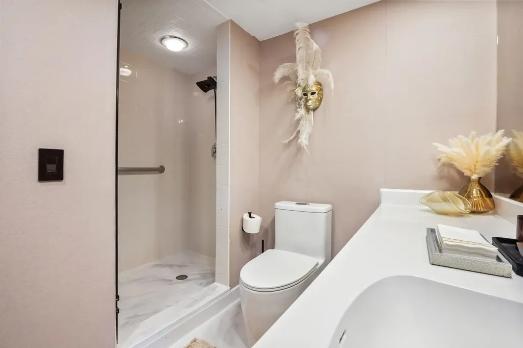 1900 Consulate Place West Palm Beach FL 33401