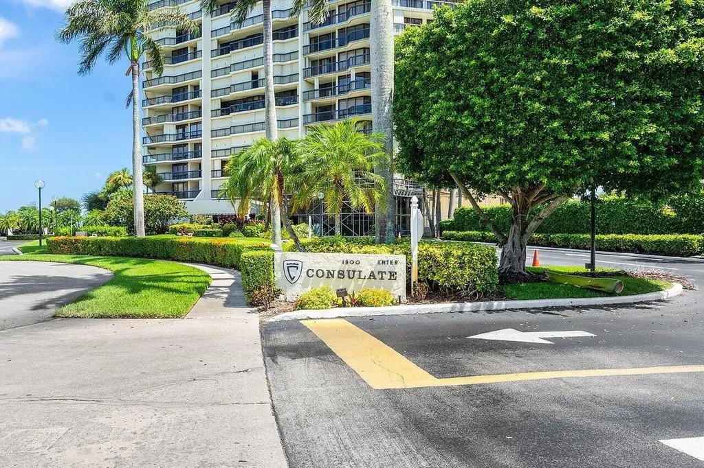 1900 Consulate Place West Palm Beach FL 33401