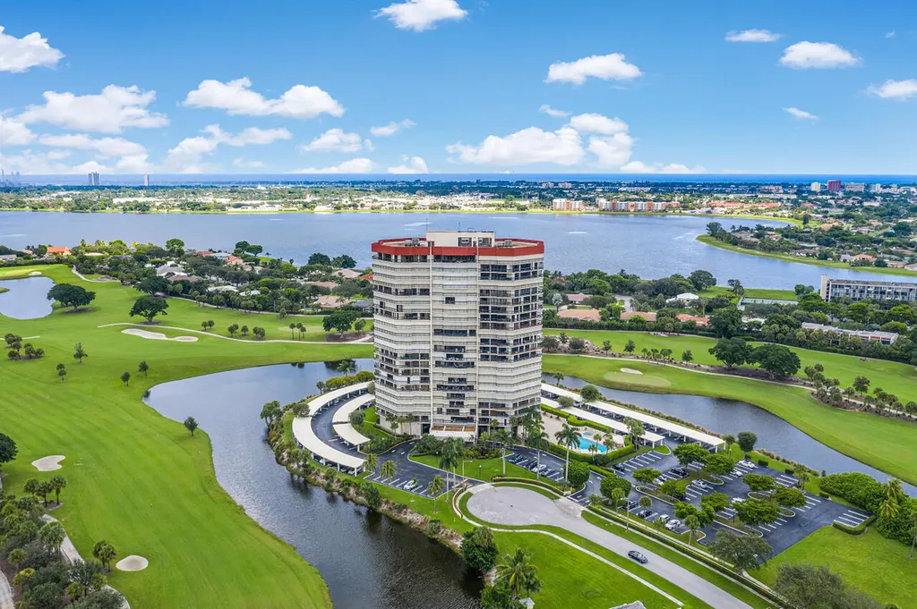 1900 Consulate Place West Palm Beach FL 33401