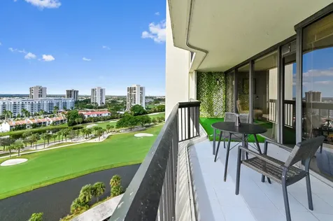 1900 Consulate Place West Palm Beach FL 33401