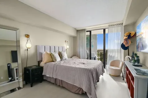 1900 Consulate Place West Palm Beach FL 33401