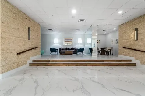 1900 Consulate Place West Palm Beach FL 33401