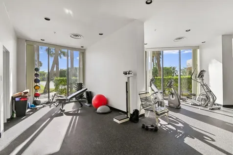 1900 Consulate Place West Palm Beach FL 33401