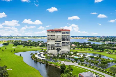 1900 Consulate Place West Palm Beach FL 33401