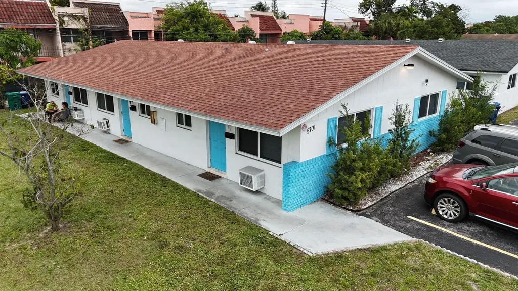 5701 NW 15th Street Lauderhill FL 33313