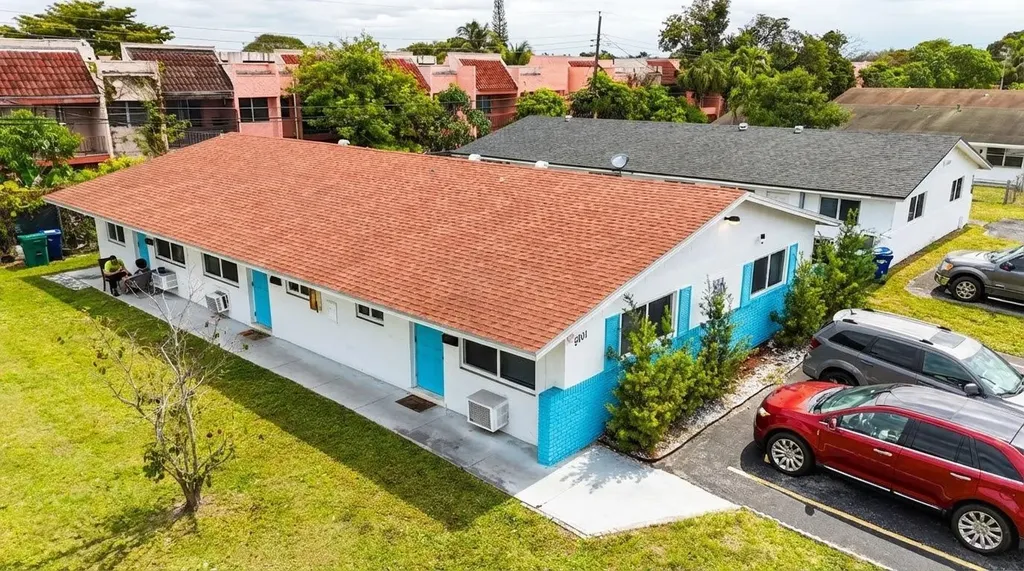 5701 NW 15th Street Lauderhill FL 33313