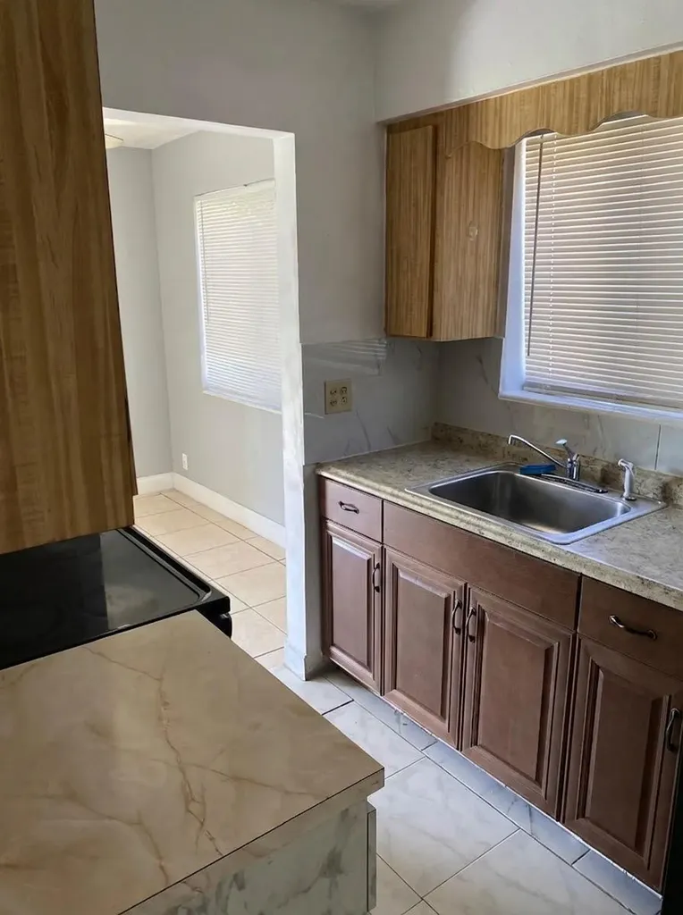 5701 NW 15th Street Lauderhill FL 33313