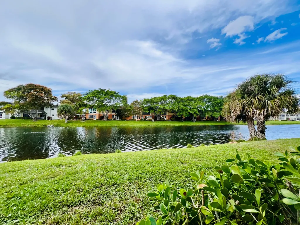 27 Sheffield B West Palm Beach FL 33417