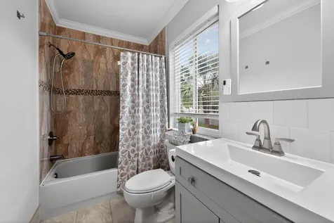 1776 NW 78th Avenue Pembroke Pines FL 33024