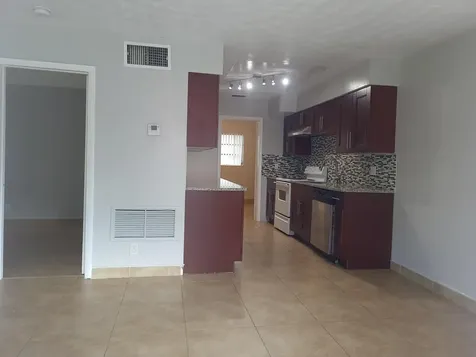 1011 NE 8th Avenue Fort Lauderdale FL 33304
