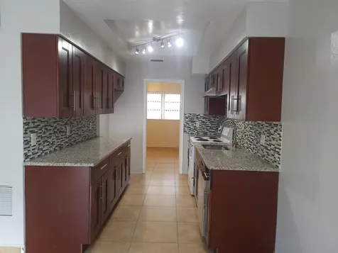 1011 NE 8th Avenue Fort Lauderdale FL 33304