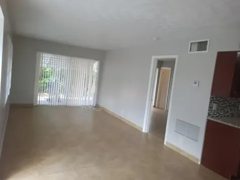 1011 NE 8th Avenue Fort Lauderdale FL 33304