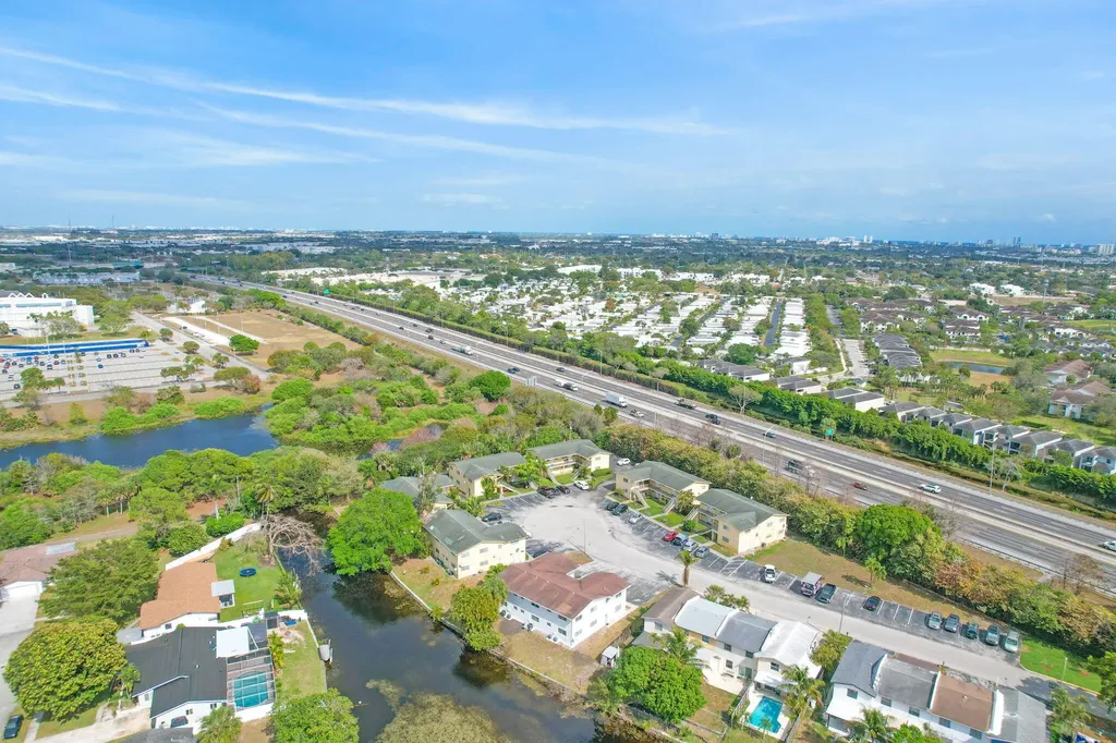 461 Sunshine Drive Coconut Creek FL