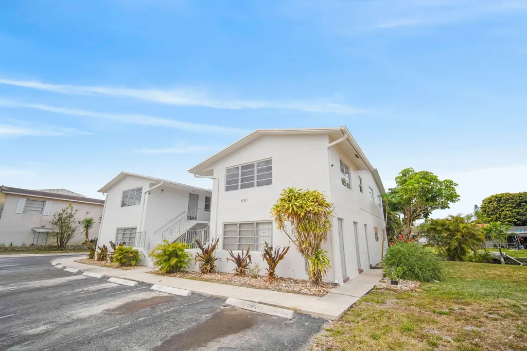 461 Sunshine Drive Coconut Creek FL