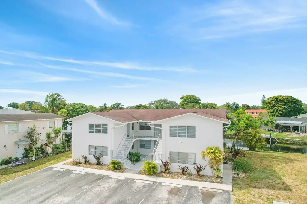 461 Sunshine Drive Coconut Creek FL